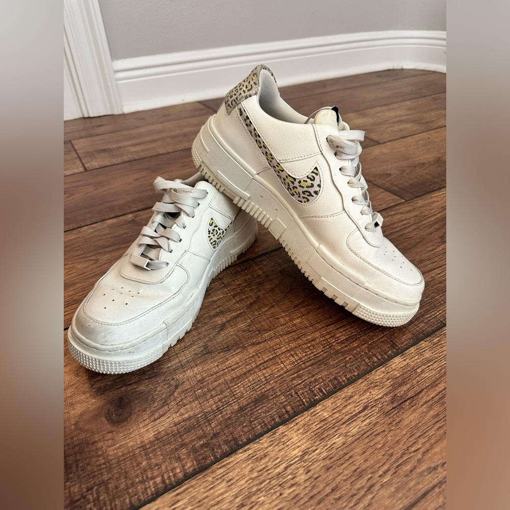 Nike Air Force 1 Pixel SE leopard